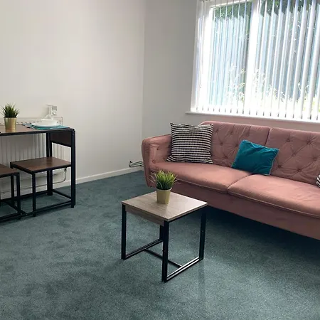 Tudors Esuites Two Bedroom * Birmingham