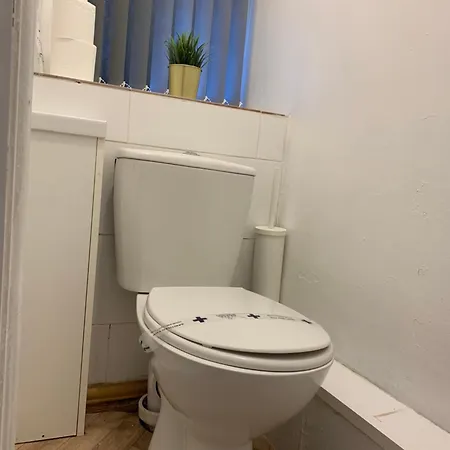 Tudors Esuites Two Bedroom Apartment *