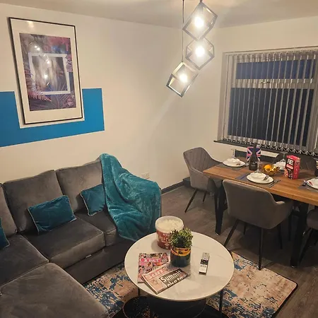 Tudors Esuites Two Bedroom Apartment *